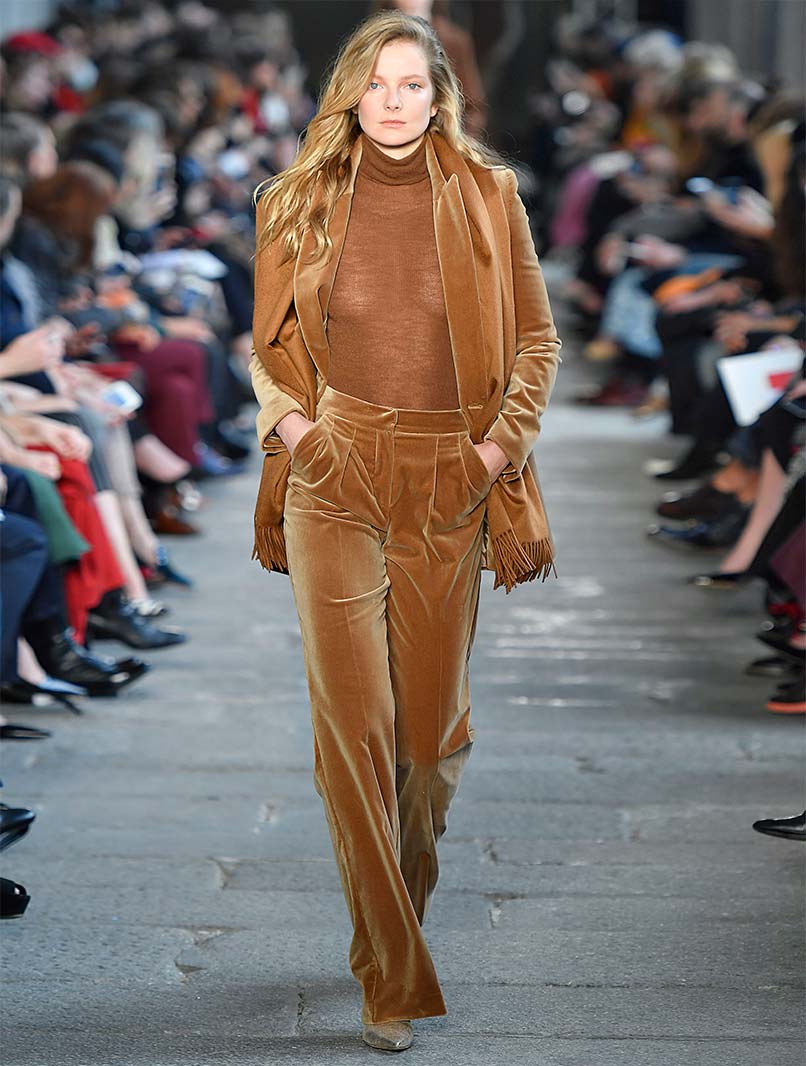 Max Mara H/W17 © Victor Virgile/Gamma-Rapho via Getty Images