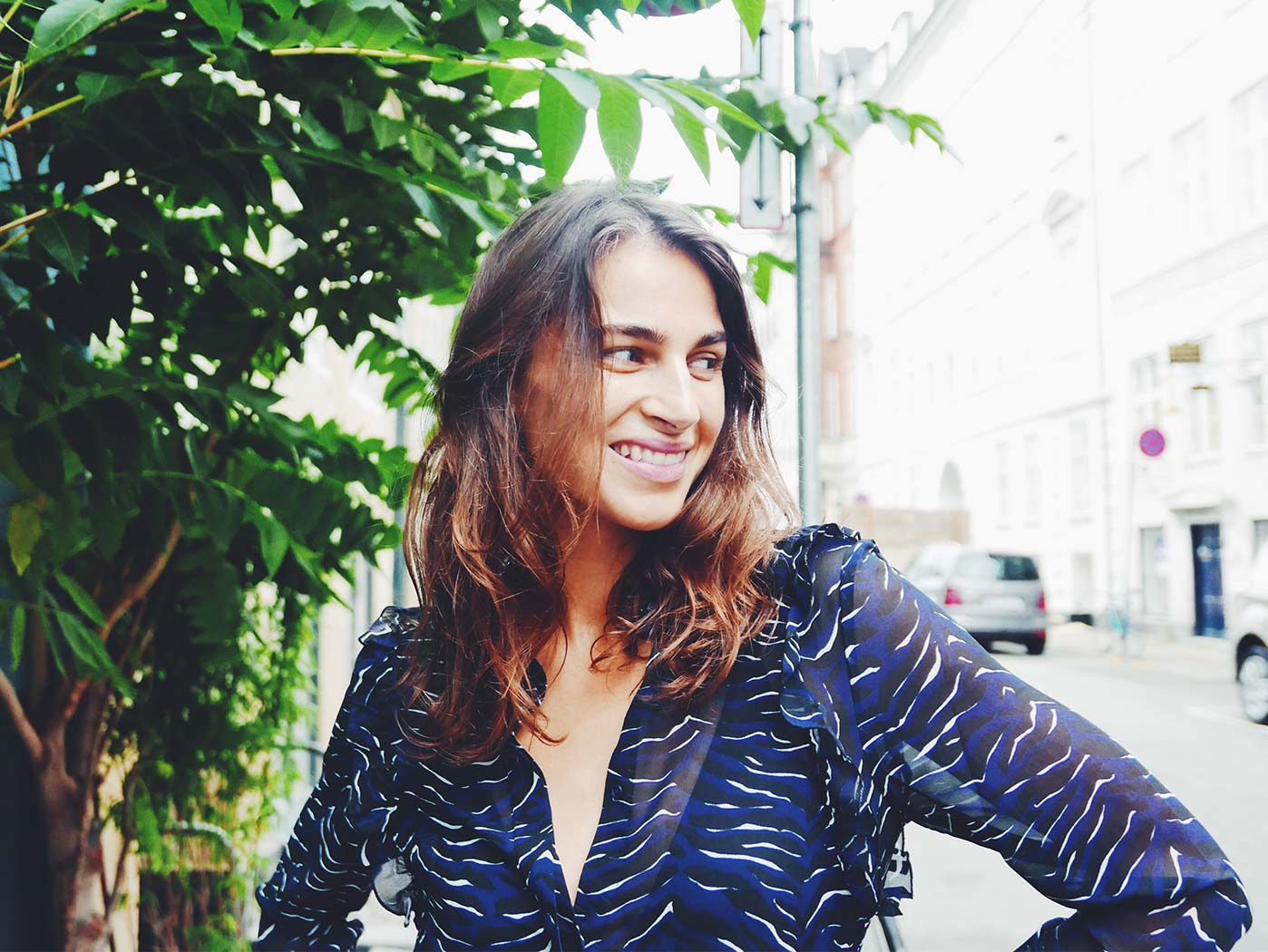 Julie von THISWAYBYPALLESEN.COM im Portrait